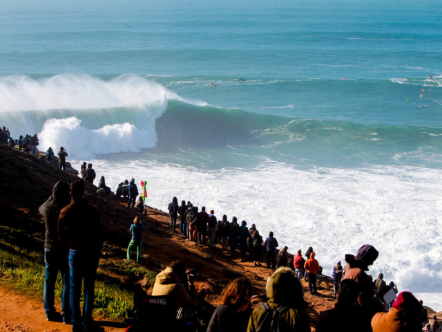 あのナザレにサーフィン禁止令が発令 The Surf News サーフニュース